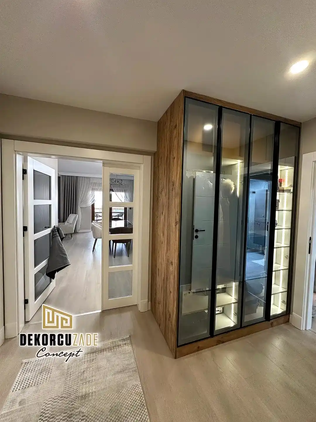 Ankara Reflekte Cam Vestiyer